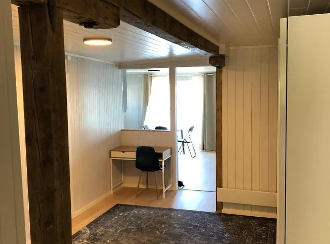 アパート Modern With An Amazing Seaview
